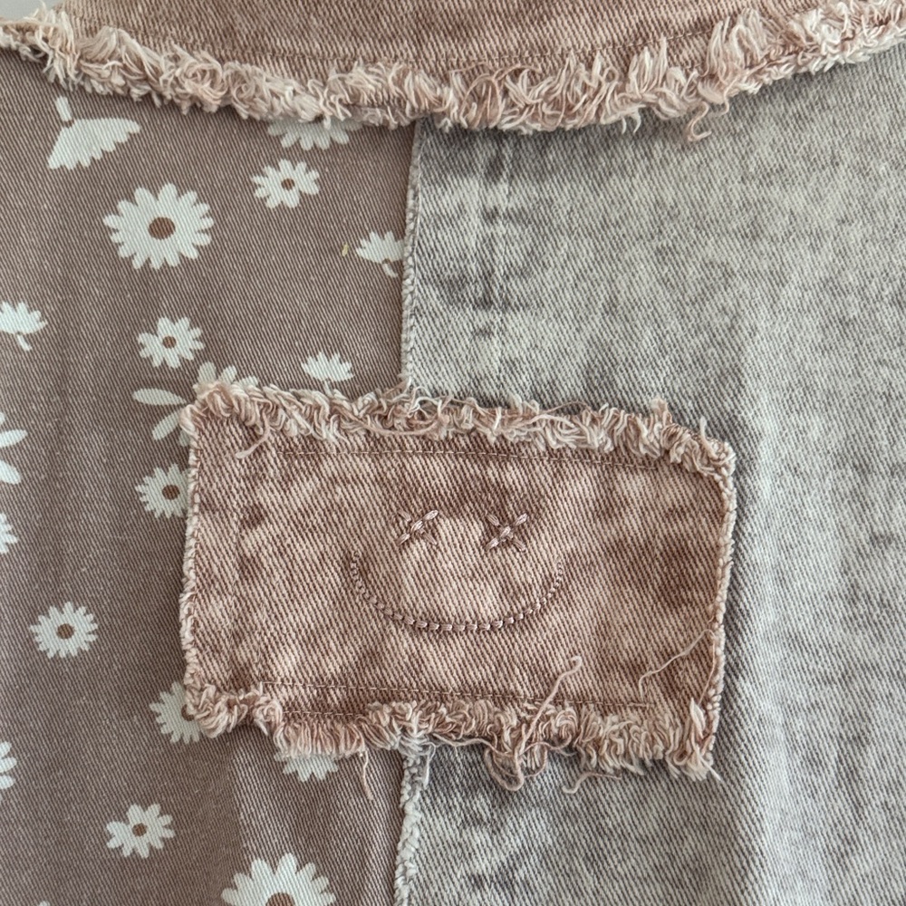 Oli & Hali LARGE Patchwork Blush Jean Jacket Pockets and Buttons - Picture 6 of 9